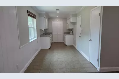 335 Springwillow Road, Burleson, TX 76028 - Photo 5