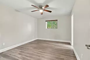 335 Springwillow Rd, Burleson, TX 76028 - Photo 17