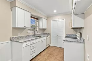 335 Springwillow Rd, Burleson, TX 76028 - Photo 7