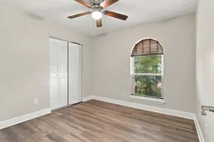 335 Springwillow Rd, Burleson, TX 76028 - Photo 11