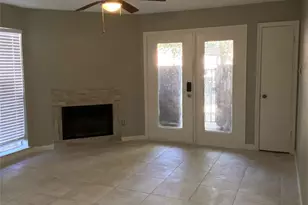 9827 Walnut St, Dallas, TX 75243 - Photo 11