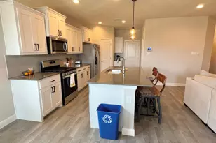 521 Roundstone Rd, Fort Worth, TX 76052 - Photo 3