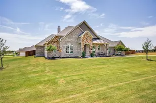 7018 New Castle Ln, Sanger, TX 76266 - Photo 31