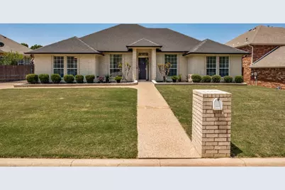 5104 Independence Avenue, Arlington, TX 76017 - Photo 1
