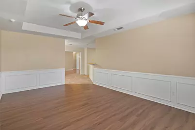 3715 Dahlia Drive, Grand Prairie, TX 75052 - Photo 9