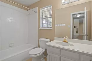 3715 Dahlia Dr, Grand Prairie, TX 75052 - Photo 17