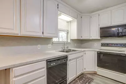 731 NW Wood Street, Burleson, TX 76028 - Photo 25