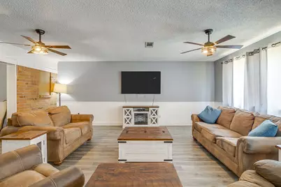 731 NW Wood Street, Burleson, TX 76028 - Photo 13