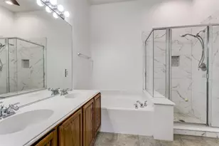 7800 Harvest Hill Rd, North Richland Hills, TX 76182 - Photo 11