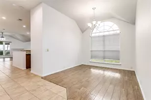 7800 Harvest Hill Rd, North Richland Hills, TX 76182 - Photo 5