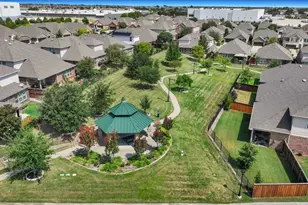 2700 Red Sage Rd, Lewisville, TX 75067 - Photo 35