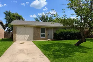 216 Woodgrove St, Mesquite, TX 75181 - Photo 1