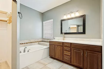2123 Daniel Way, Carrollton, TX 75006 - Photo 17