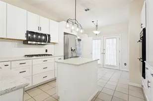 2123 Daniel Way, Carrollton, TX 75006 - Photo 11