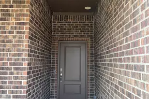 10208 Trinity Dr, Little Elm, TX 75068 - Photo 5