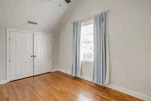 2553 Stadium Dr, Fort Worth, TX 76109 - Photo 33
