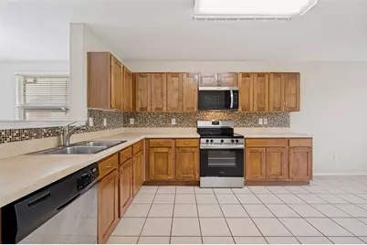 10756 Keathley Drive, Frisco, TX 75035 - Photo 9