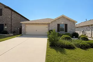 2605 Wesley Ave, Aubrey, TX 76227 - Photo 1
