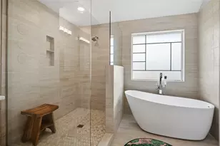408 Silverton Dr, Irving, TX 75063 - Photo 5