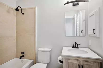 408 Silverton Drive, Irving, TX 75063 - Photo 35