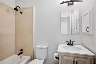 408 Silverton Dr, Irving, TX 75063 - Photo 35