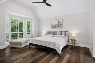 408 Silverton Dr, Irving, TX 75063 - Photo 19