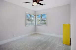 408 Silverton Dr, Irving, TX 75063 - Photo 29