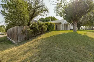 9960 Runnymeade Pl, Fort Worth, TX 76108 - Photo 3