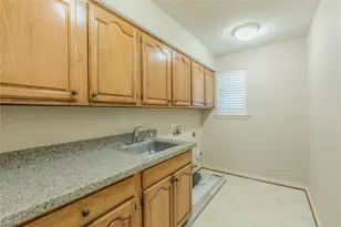 3412 Gatwick Pl, Farmers Branch, TX 75234 - Photo 17