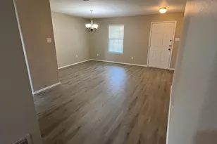 2210 Marvin Dr, Lancaster, TX 75134 - Photo 13