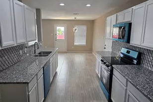2210 Marvin Dr, Lancaster, TX 75134 - Photo 5