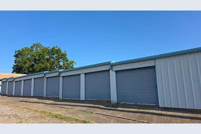 101 N Center Street, Bonham, TX 75418 - Photo 7