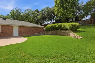 6409 Country Day Trail, Benbrook, TX 76132 - Photo 27