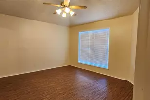 2204 Turf Club Dr, Arlington, TX 76017 - Photo 11