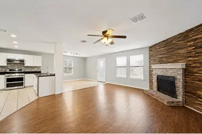 2301 Chestnut Drive, Little Elm, TX 75068 - Photo 5