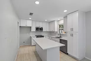 2146 Robin Rd, Lewisville, TX 75077 - Photo 9