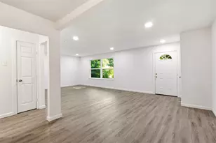 2306 Greenland Dr, Dallas, TX 75228 - Photo 7
