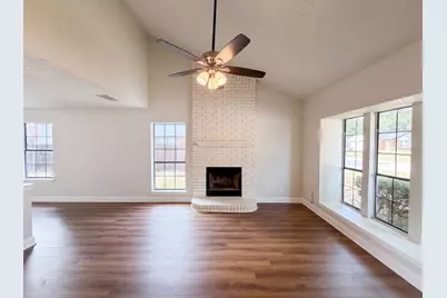 3610 Clearview Drive, Corinth, TX 76210 - Photo 3