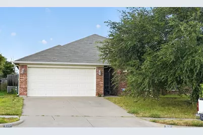 900 Mistflower Avenue, Burleson, TX 76028 - Photo 1