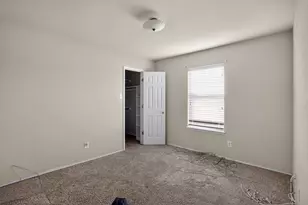 900 Mistflower Ave, Burleson, TX 76028 - Photo 11