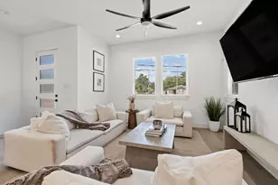 2502 Elsie Faye Heggins St, Dallas, TX 75215 - Photo 5