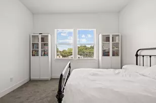 2502 Elsie Faye Heggins St, Dallas, TX 75215 - Photo 15