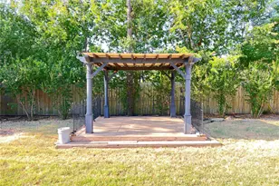 631 Stagecoach Dr, Oak Point, TX 75068 - Photo 19