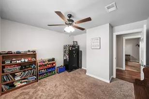 909 Shady Oaks, Bridgeport, TX 76426 - Photo 31
