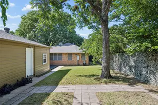 2728 Alco Ave, Dallas, TX 75211 - Photo 29