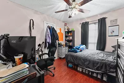 1825 Avenue B, Grand Prairie, TX 75051 - Photo 7