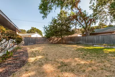 428 Sandy Trail, Richardson, TX 75080 - Photo 21