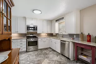 301 Gloria St, Keller, TX 76248 - Photo 19