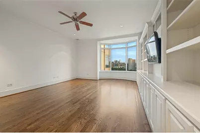 3505 Turtle Creek Boulevard #10C, Dallas, TX 75219 - Photo 9