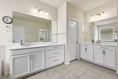 1021 Plateau Ridge Way, Fort Worth, TX 76052 - Photo 19